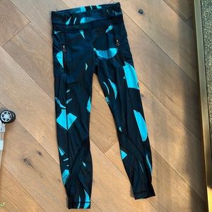 Lululemon legging size 4